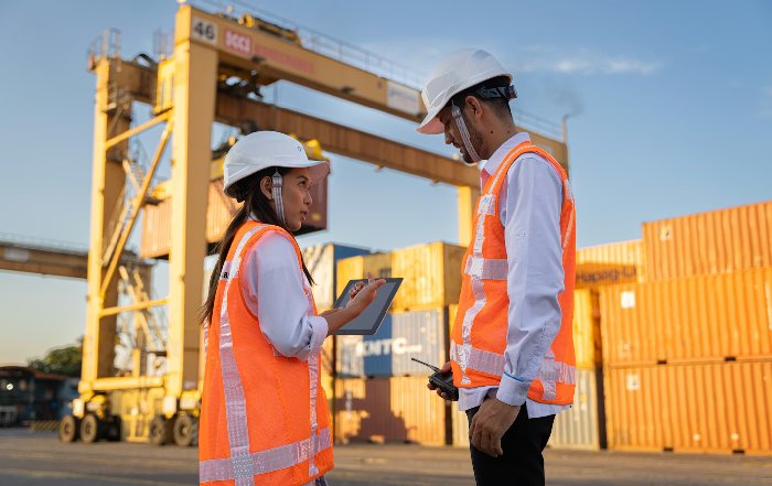 Article Image for Careers in Global Trade and Logistics  